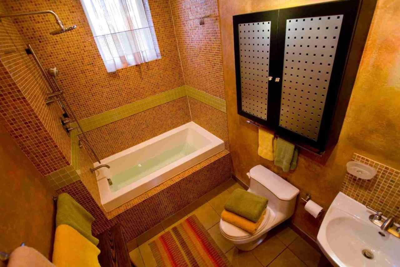 A La Carte Bed & Breakfast Montréal Esterno foto